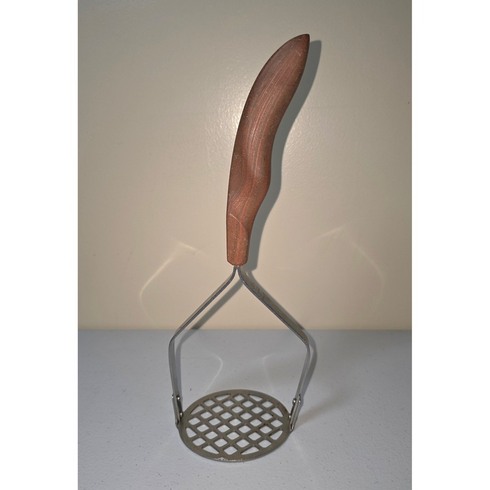 Cutco‎ No 14 Potato Masher Stainless Steel Brown Swirl Ergonomic Handle USA Made